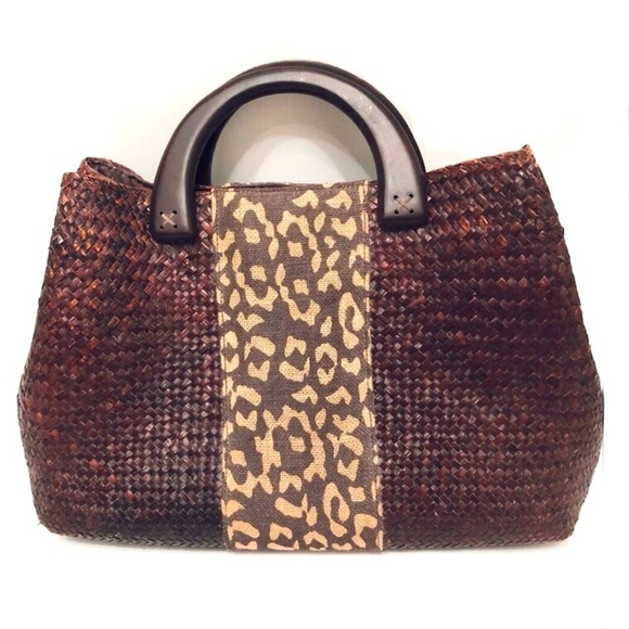 Elegant Brown Woven Tote with Leopard Accent - Picture 1 of 13